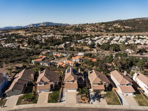 1573 Bay Meadows Dr, Alpine, CA 91901 photo 2
