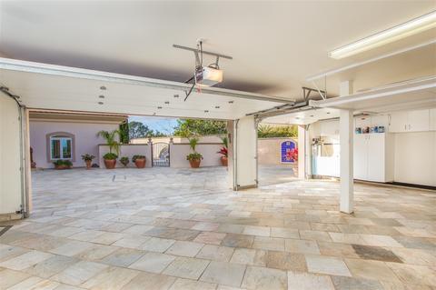 5794 La Jolla Mesa, La Jolla, CA 92037 photo 11