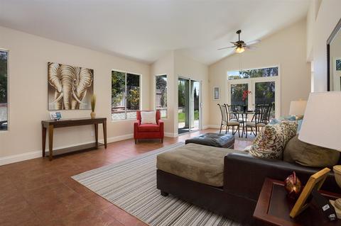 4217 Via Tercero, Oceanside, CA 92056 photo 4