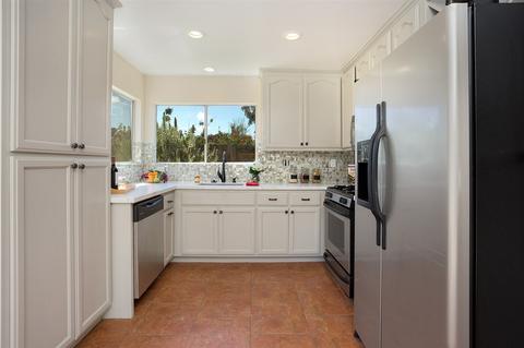 4217 Via Tercero, Oceanside, CA 92056 photo 8