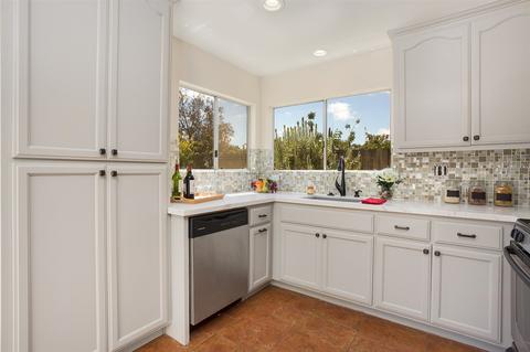 4217 Via Tercero, Oceanside, CA 92056 photo 10