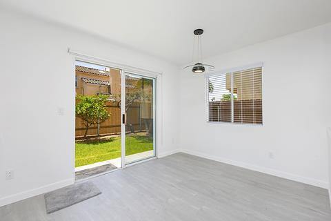 911 Ebony, Imperial Beach, CA 91932 photo 3