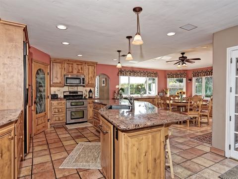 820 Woodside Ln, Encinitas, CA 92024 photo 13
