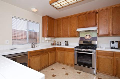 1311 Navello Ter, El Cajon, CA 92021 photo 8