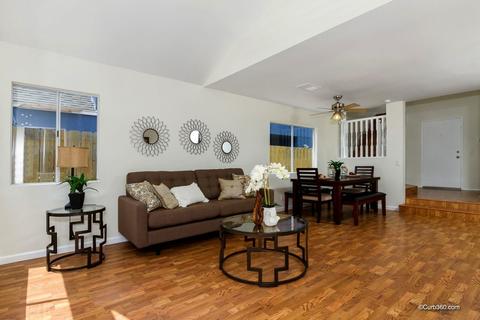 1727 Avenida De Suenos, Oceanside, CA 92056 photo 8