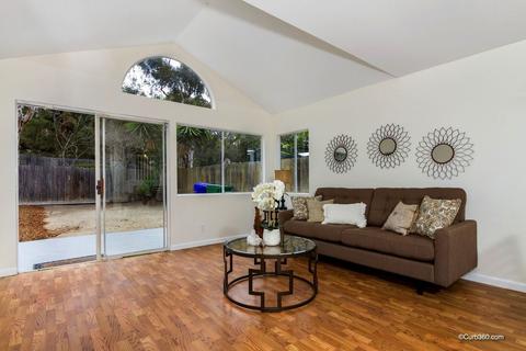 1727 Avenida De Suenos, Oceanside, CA 92056 photo 6