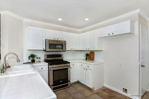 1727 Avenida De Suenos, Oceanside, CA 92056 photo 14