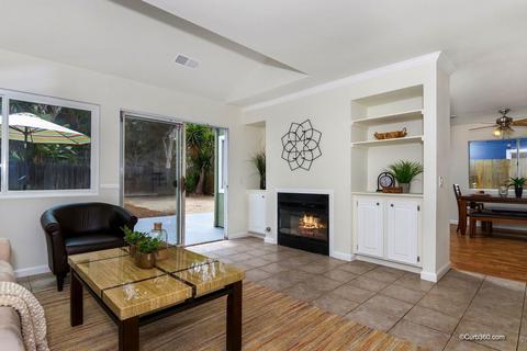 1727 Avenida De Suenos, Oceanside, CA 92056 photo 12