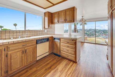1306 Avocado, Oceanside, CA 92054 photo 7