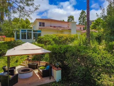 777 Jacquelene Ct, Encinitas, CA 92024 photo 2