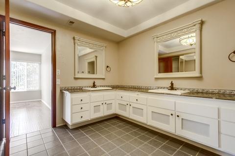 8 Gingertree Ln, Coronado, CA 92118 photo 17