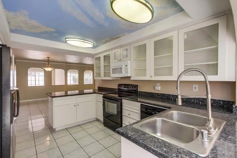 8 Gingertree Ln, Coronado, CA 92118 photo 9