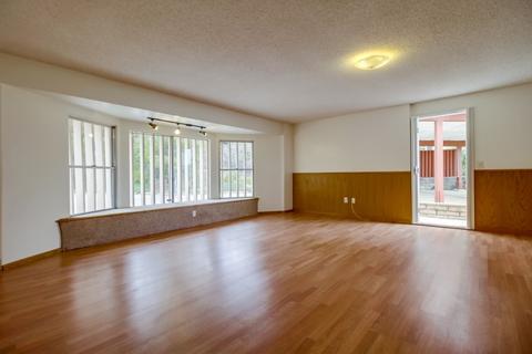 7856 Carter Pl, La Mesa, CA 91942 photo 12