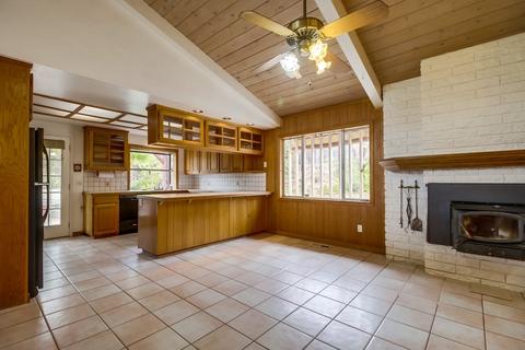 7856 Carter Pl, La Mesa, CA 91942 photo 5