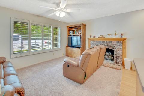 13425 Aubrey St, Poway, CA 92064 photo 4