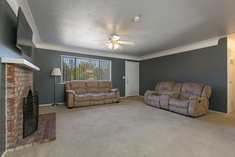 309 Haley St, Ramona, CA 92065 photo 3