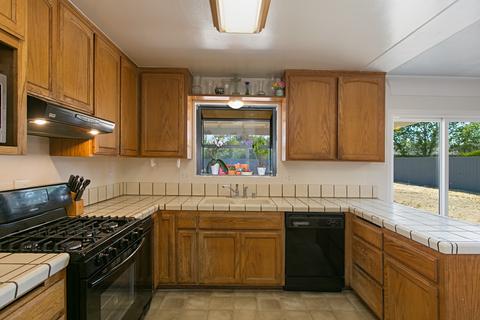 309 Haley St, Ramona, CA 92065 photo 9