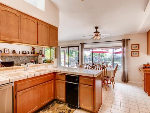 1555 Stoneridge Cir, Escondido, CA 92029 photo 11