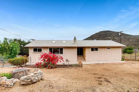 14204 Myrtle St, Jamul, CA 91935 photo 2