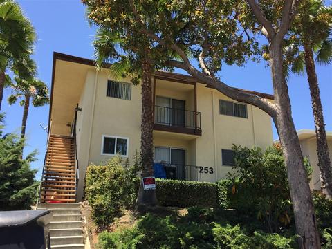 253 Alestar St, Vista, CA 92084 photo 2