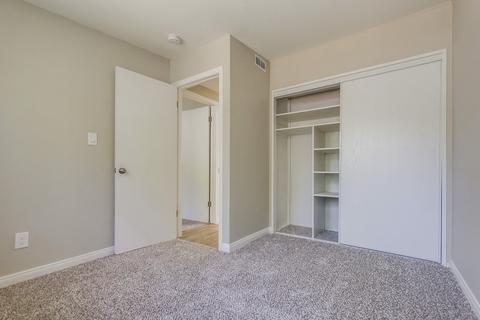 8175 Saint John, La Mesa, CA 91942 photo 17