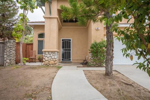997 E Bel Air Dr, Vista, CA 92084 photo 2