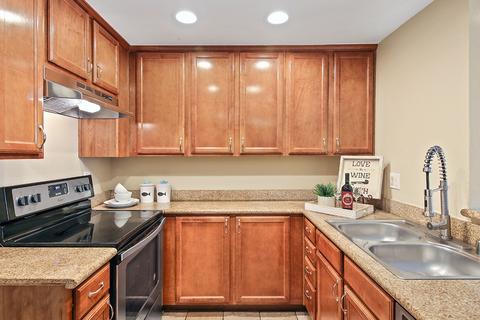 432 Edgehill Ln #93, Oceanside, CA 92054 photo 3
