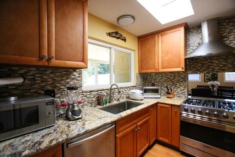 4563 Westridge Dr, Oceanside, CA 92056 photo 11