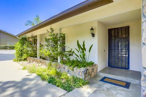 2190 Rancho Verde Dr, Escondido, CA 92025 photo 2