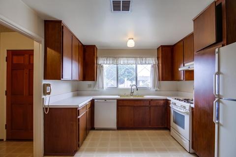 2042 Lee Dr, Escondido, CA 92027 photo 7