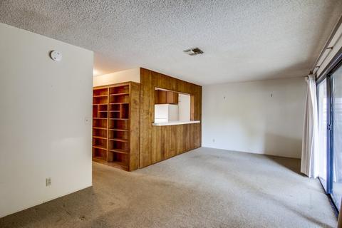 2042 Lee Dr, Escondido, CA 92027 photo 5