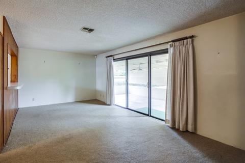 2042 Lee Dr, Escondido, CA 92027 photo 4