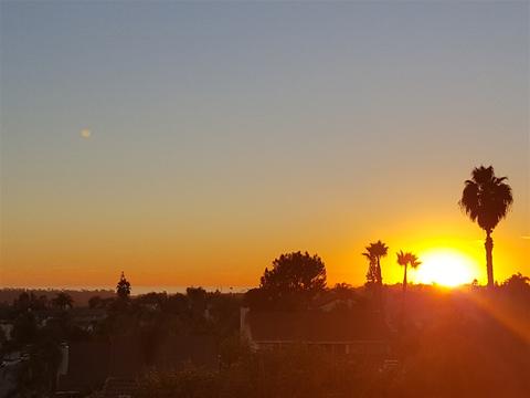 3913 Stanford Dr, Oceanside, CA 92056 photo 2