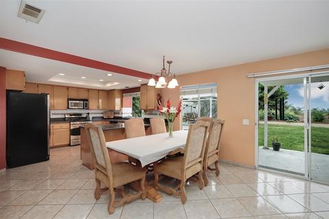 3913 Stanford Dr, Oceanside, CA 92056 photo 8