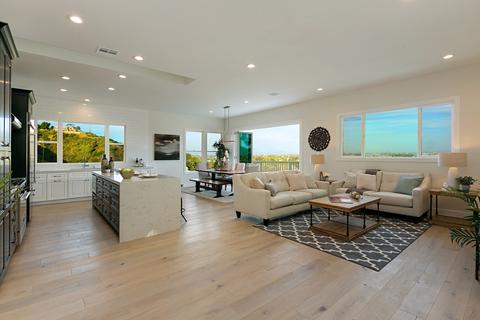 6093 Meadowpointe Row, La Jolla, CA 92037 photo 2