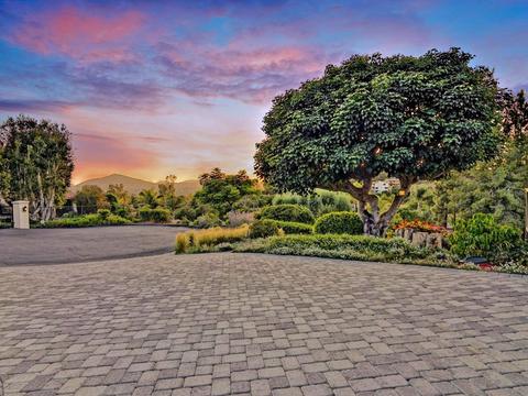 2504 Terrella Pl, Escondido, CA 92025 photo 2