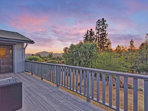 2504 Terrella Pl, Escondido, CA 92025 photo 3