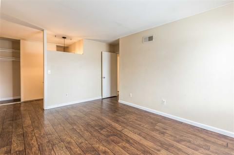 329 Fireside St, Oceanside, CA 92058 photo 8