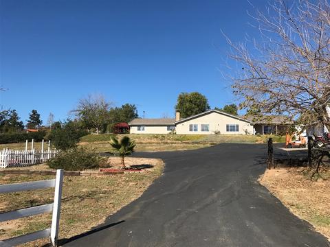 330 Elm St, Ramona, CA 92065 photo 1