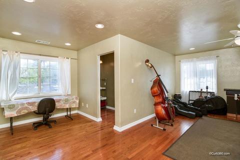 8520 Porter Hill Ter, La Mesa, CA 91942 photo 23