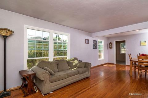 8520 Porter Hill Ter, La Mesa, CA 91942 photo 3
