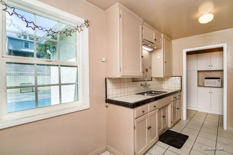 8520 Porter Hill Ter, La Mesa, CA 91942 photo 6