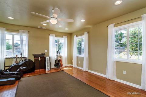 8520 Porter Hill Ter, La Mesa, CA 91942 photo 24