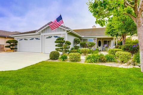 147 Brisas St, Oceanside, CA 92058 photo 2