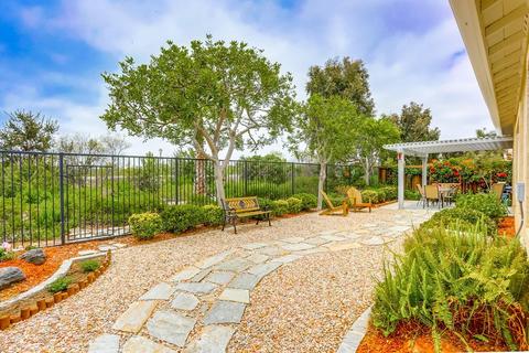 147 Brisas St, Oceanside, CA 92058 photo 4