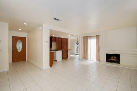3943 Wooster Dr, Oceanside, CA 92056 photo 2