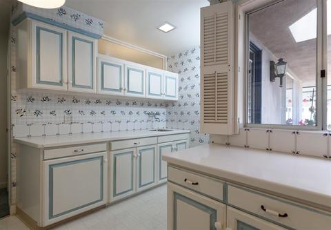 2416 Avenida De La Playa, La Jolla, CA 92037 photo 12