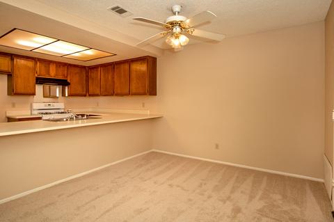4759 Gardenia St, Oceanside, CA 92057 photo 3