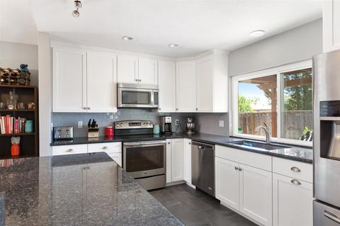 611 Flintridge Pl, Escondido, CA 92026 photo 8