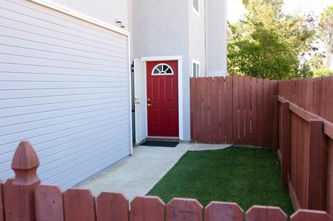 1473 H St, Ramona, CA 92065 photo 2